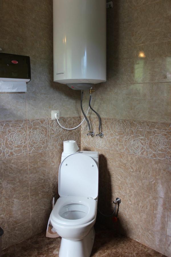 Travel Inn House Mestia • Მოგზაურის Სახლი Екстериор снимка