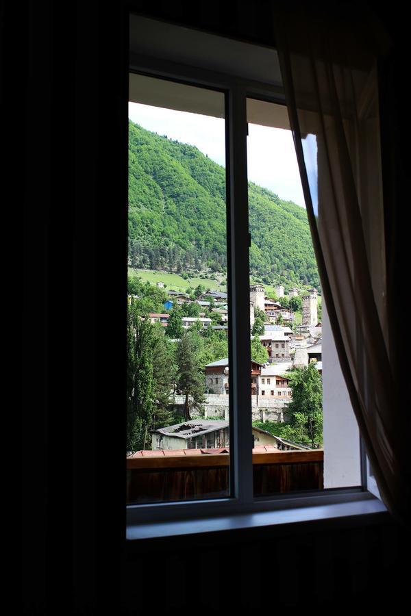 Travel Inn House Mestia • Მოგზაურის Სახლი Екстериор снимка