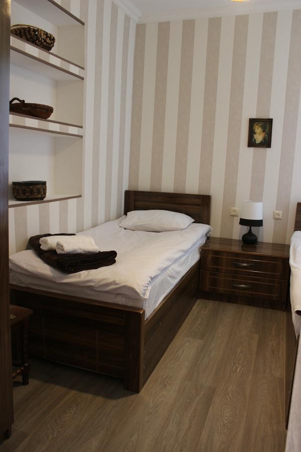 Travel Inn House Mestia • Მოგზაურის Სახლი Екстериор снимка
