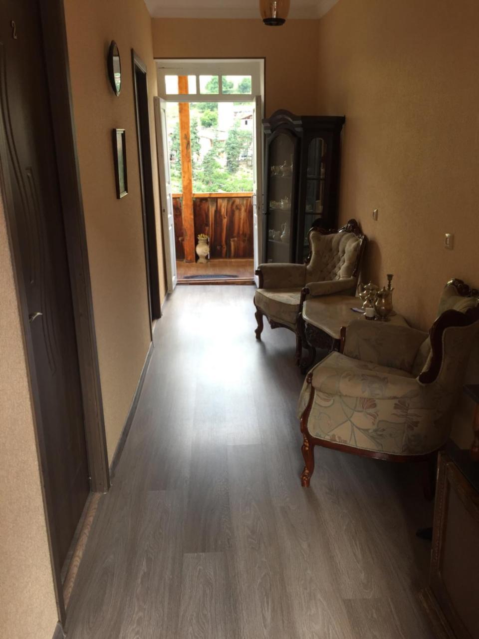 Travel Inn House Mestia • Მოგზაურის Სახლი Екстериор снимка
