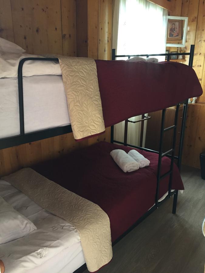 Travel Inn House Mestia • Მოგზაურის Სახლი Екстериор снимка